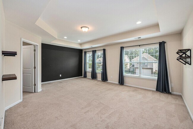 Building Photo - 349 Drayton Pl Dr
