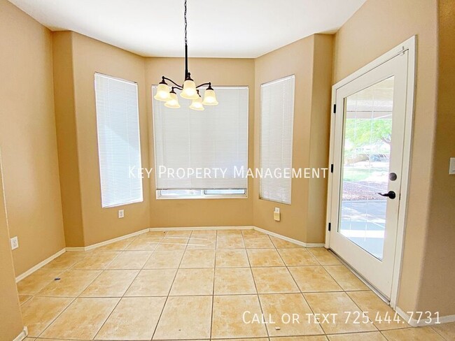 Building Photo - 2 BEDROOM SINGLE STORY IN AGE RESTRICTED S...