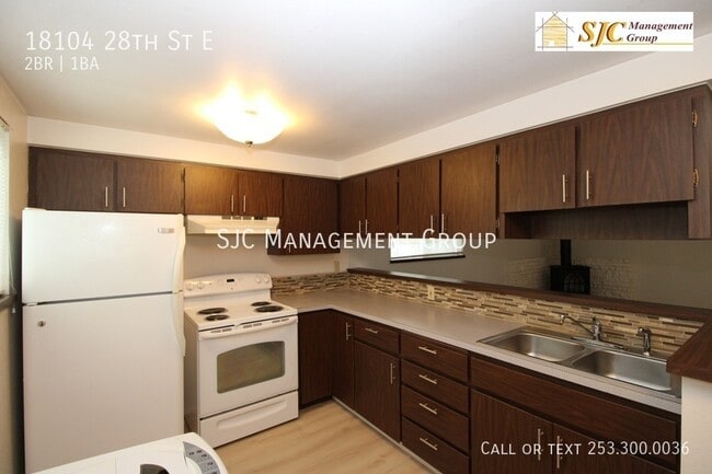 Building Photo - Two Bedroom for Rent on Driftwood Point, L...