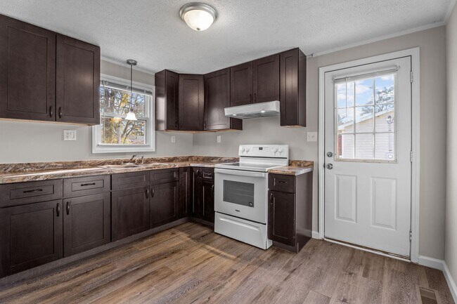 Building Photo - 114 Arrowood Dr