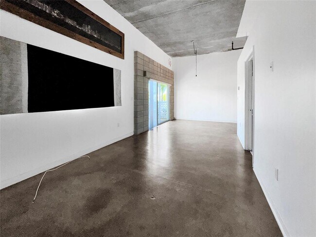 Building Photo - 200 E Dania Beach Blvd