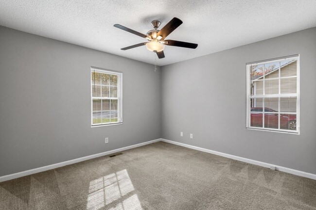 Building Photo - SW - Like New Home! Newer SS Appliances & Cabinets, Ceiling Fans, Blinds, Front Porch and Deck. M...