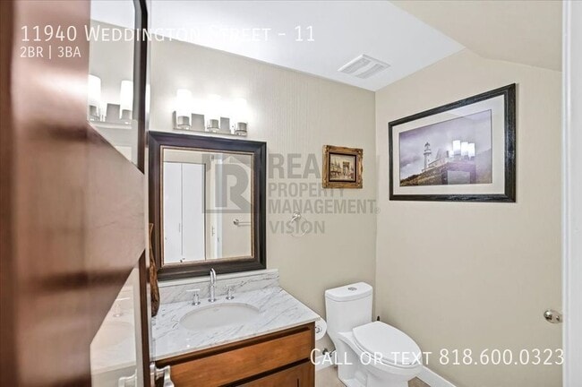 Building Photo - 11940 Weddington St