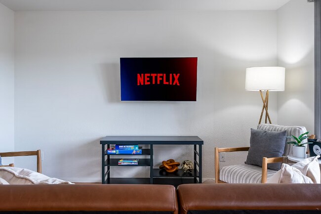 Building Photo - 1430 3rd Ave E