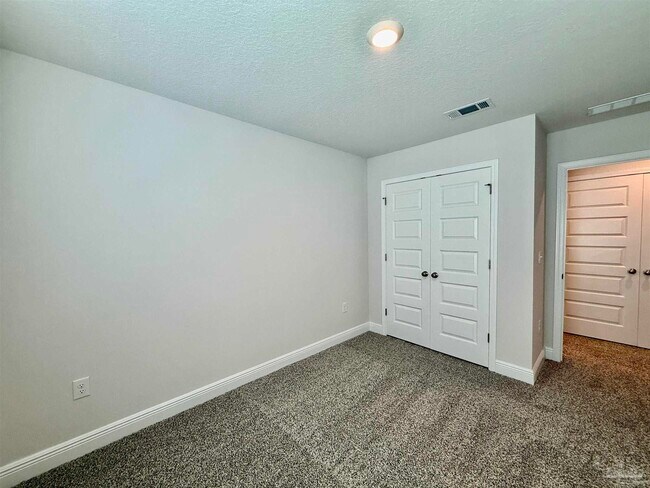 Building Photo - 4067 Pendragon Cir