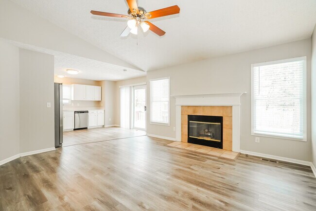 Building Photo - 5776 Chase Run