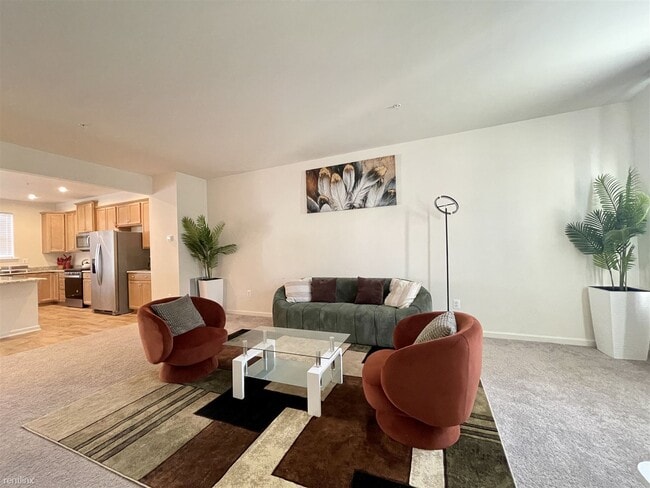 Building Photo - 4 br, 3.5 bath Townhome - 1733 Primrose Way