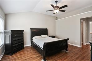 Building Photo - 5835 Weddington Dr