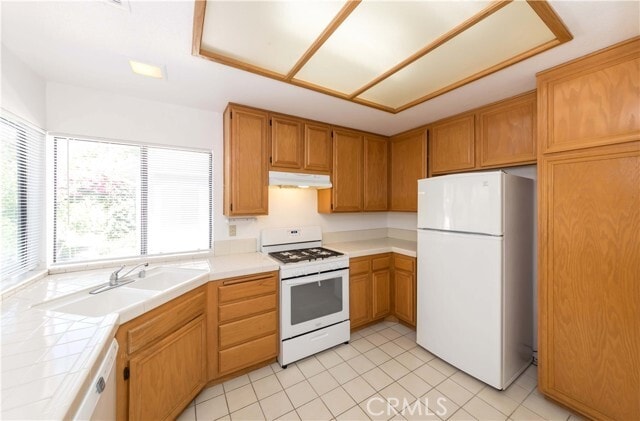 Building Photo - 2577 Plaza del Amo