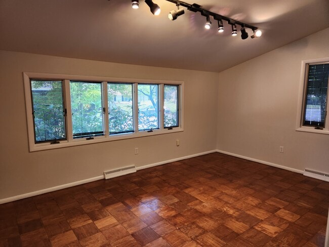 Building Photo - 13231 Lenfant Dr