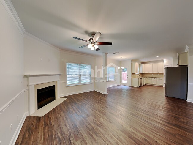 Building Photo - 514 Crestmont Ln