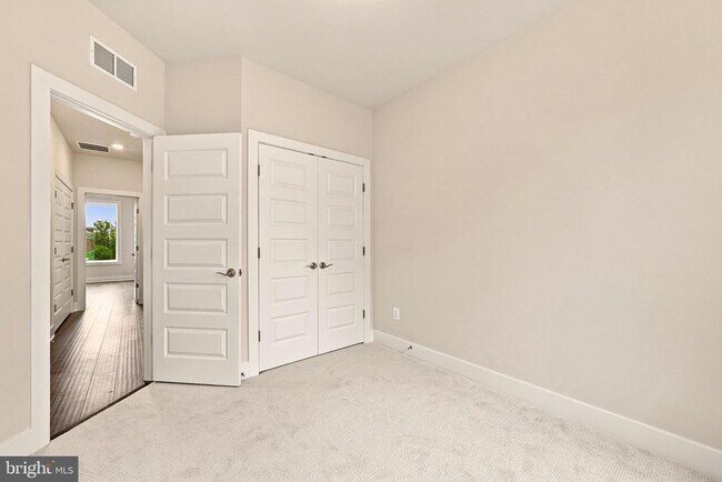 Building Photo - 11630 American Dream Way