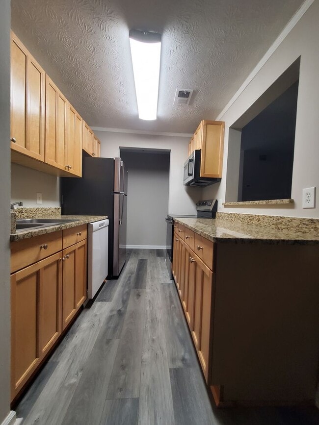 Building Photo - Open House Tuesday 1/20/2026 5:30-6:00 pm