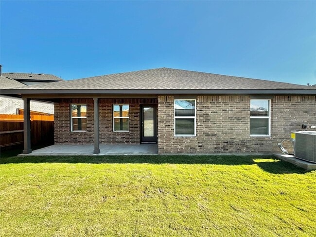 Building Photo - 2353 Bronc Buster Way