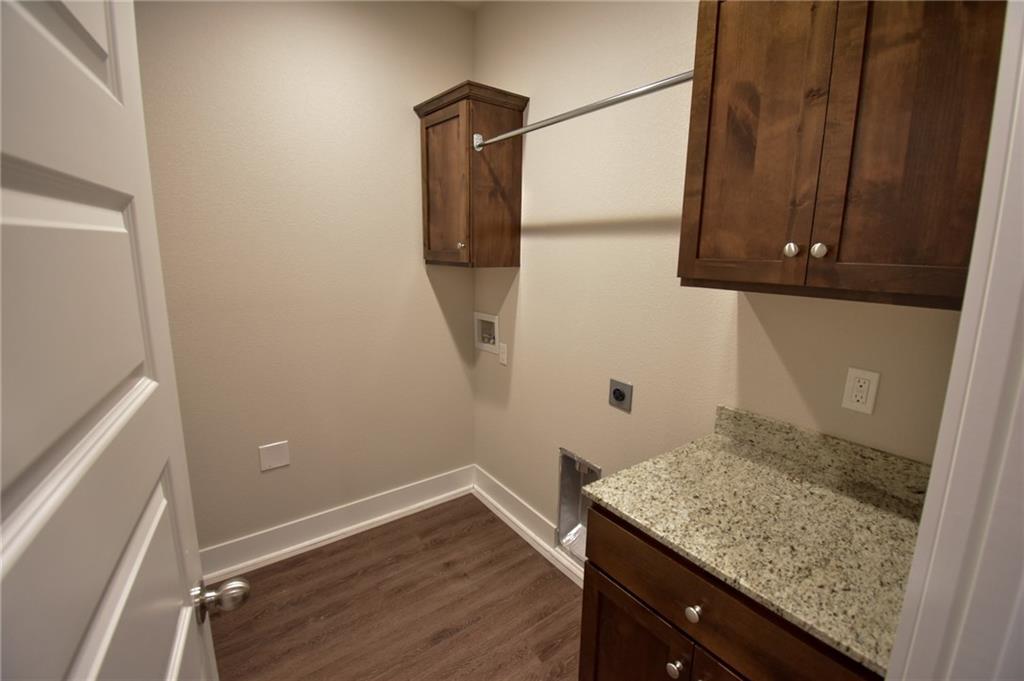 washer and dryer included, just not in pics - 747 N Malbec Rd