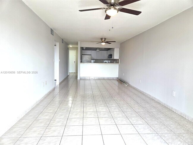 Building Photo - 4670 W 13th Ln