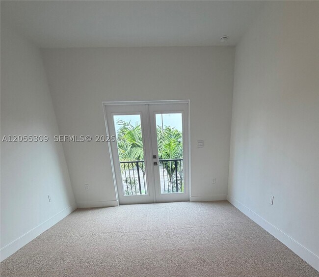 Building Photo - 7291 SW 46th St