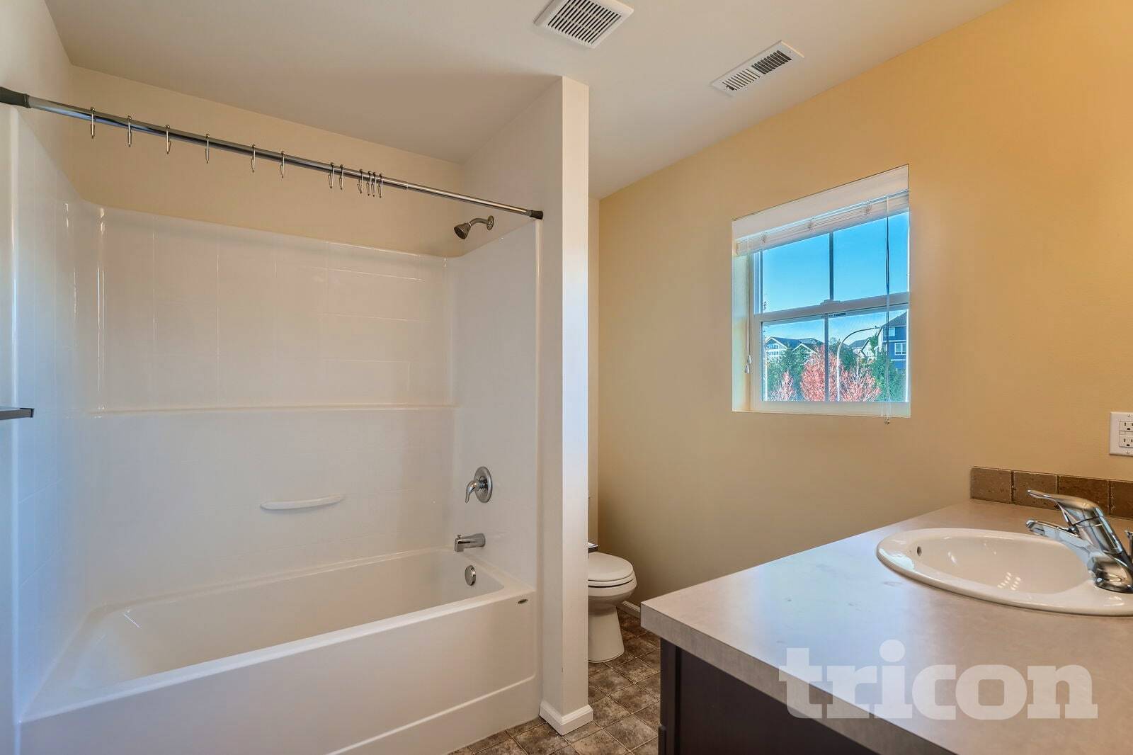 Building Photo - 6702 Udall Pl SE