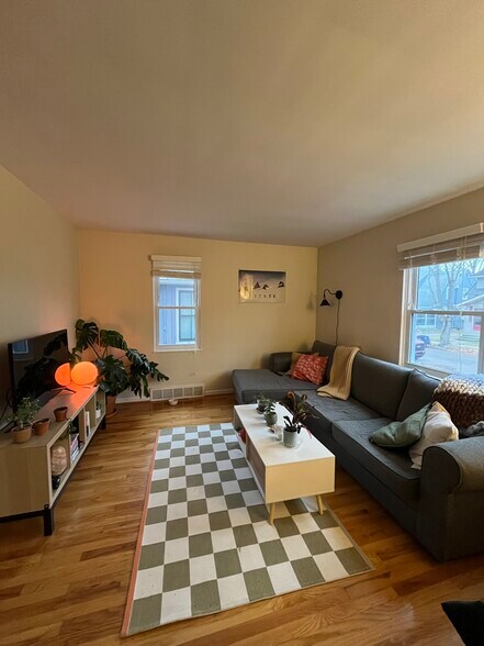 Building Photo - 222 Buena Vista Ave