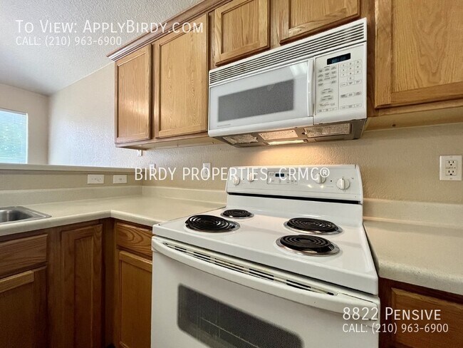 Building Photo - **3 Bed, 2 Bath Located in Converse, Tx**