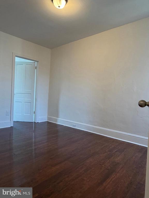 Building Photo - 2667 N Napa St