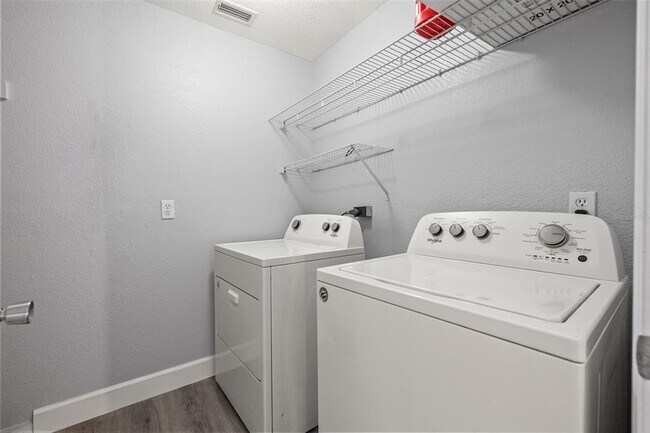 Building Photo - 487 Pinellas Bayway S
