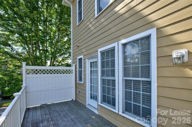 Building Photo - 629 6th Baxter Crossing