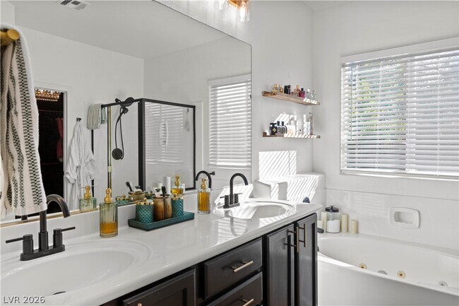 Building Photo - 4346 Prada Pl