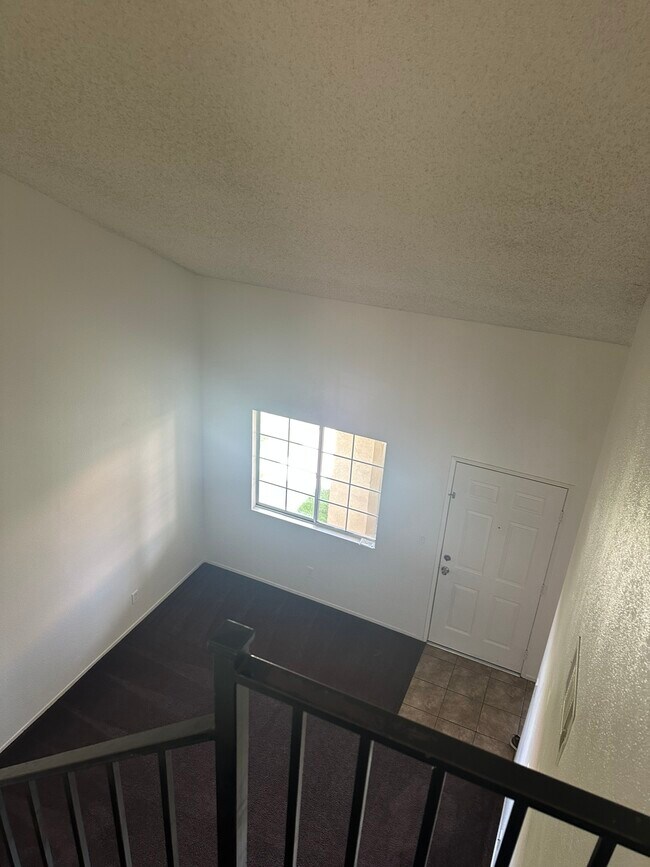 Building Photo - 1639 Orchid Ln