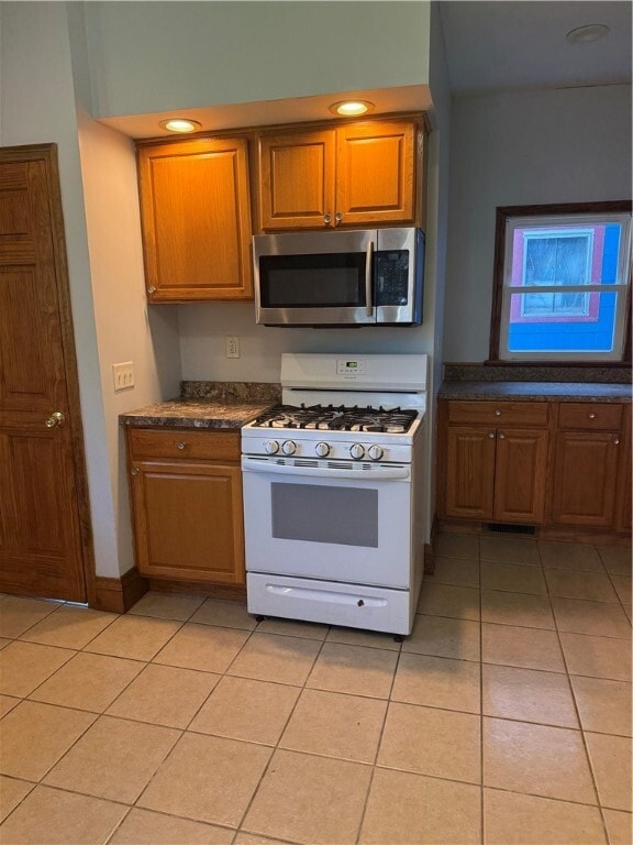 Building Photo - 496 Ridge Rd