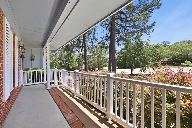 Building Photo - 5914 Ormskirk Dr