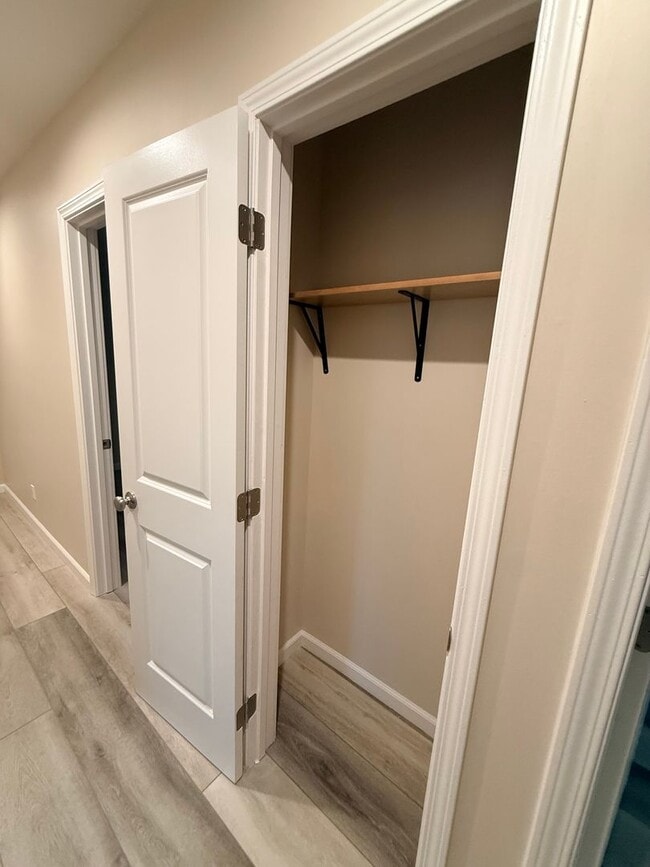 Building Photo - Newly remodeled three bedroom house in Wilmington ready to rent!