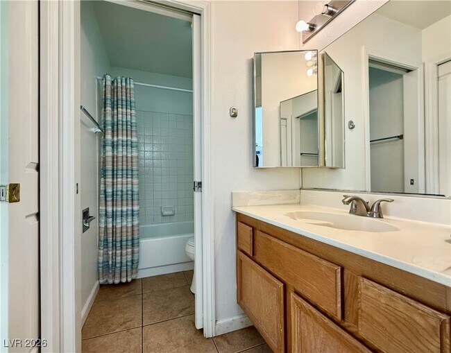 Building Photo - 6717 Silvery Ave