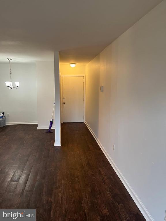 Building Photo - 5416 Valley Green Dr