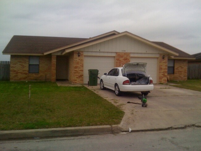 Primary Photo - 1246 Squaw Valley Dr