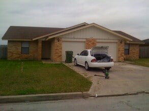 Building Photo - 1246 Squaw Valley Dr