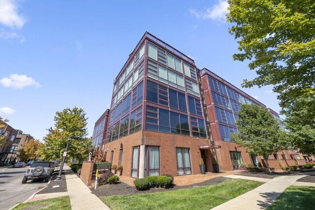 Building Photo - 367 Auden Ave
