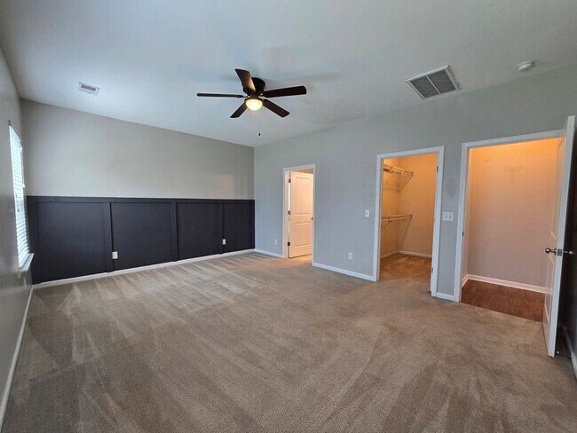 Building Photo - 1760 Musket Trail