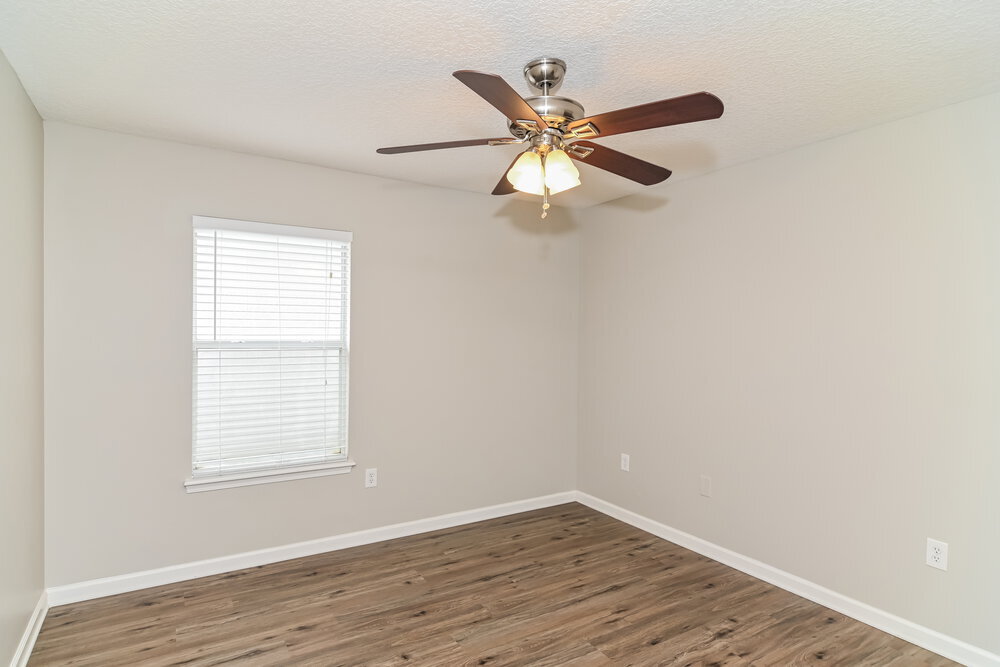 Building Photo - 1798 Chatham Village Dr