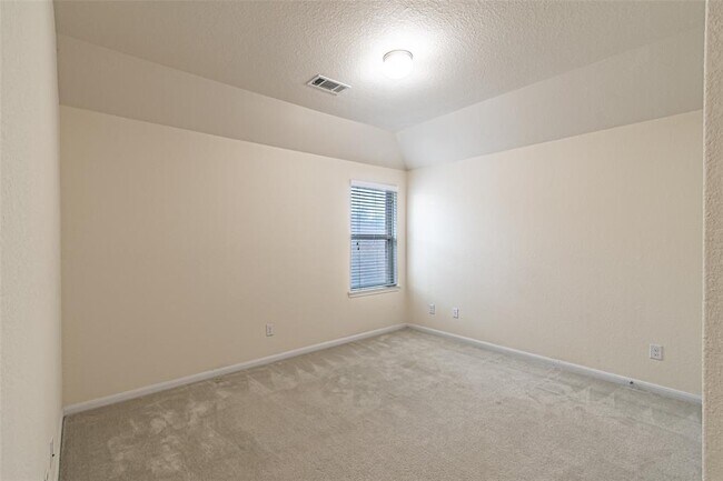 Building Photo - 17626 Sauki Ln