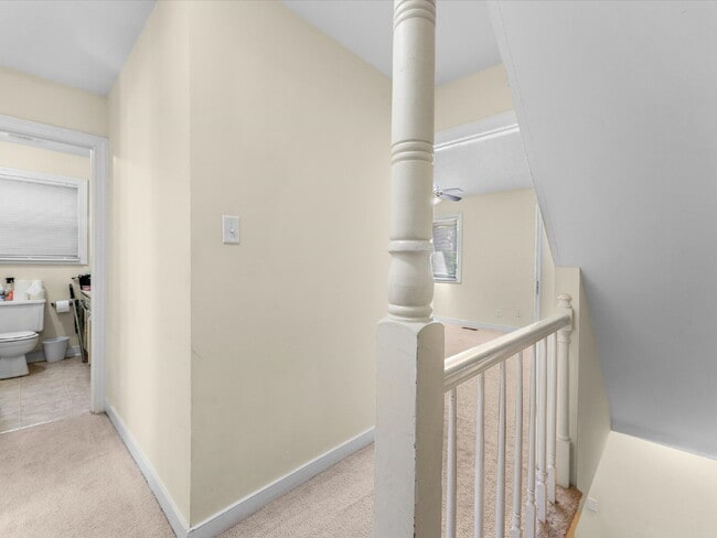 Building Photo - 1701 Early Settlers Rd