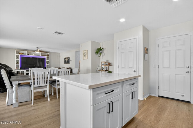 Building Photo - 12526 W Palmaire Ave