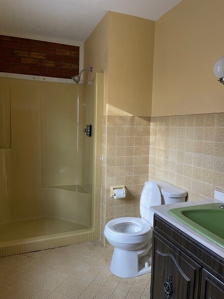 Building Photo - 6466 Timberlake Ter