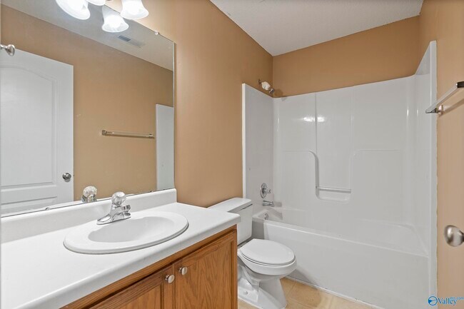 Building Photo - 108 Kendrick Ln