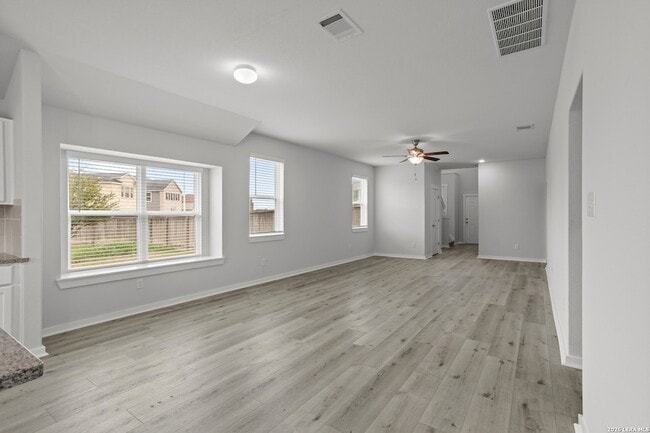 Building Photo - 4837 Park Gln