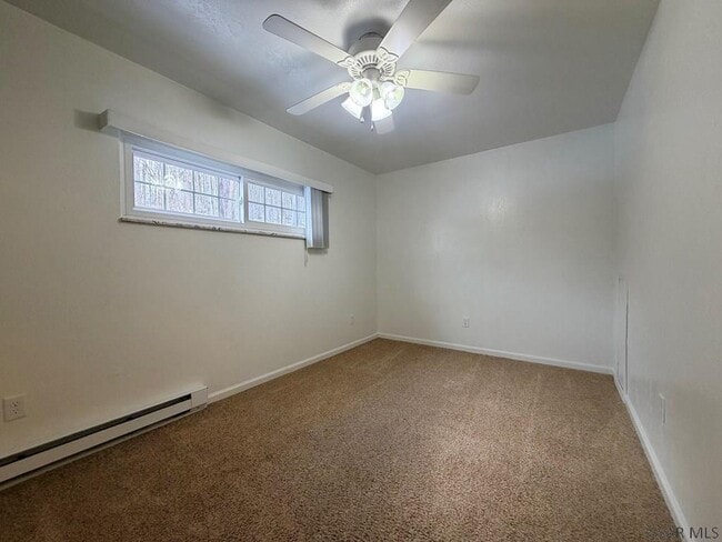 Building Photo - 1915 Young St