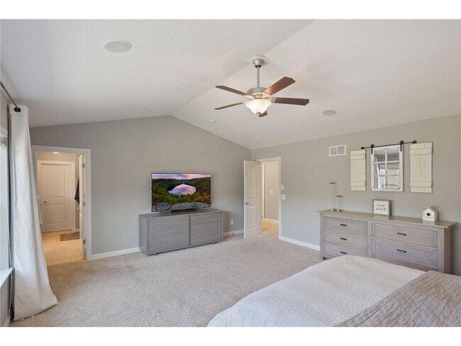 Building Photo - 5596 Orchard Cove