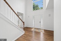 Building Photo - 110 Bedrock Dr