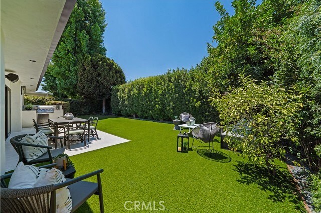 Building Photo - 5157 Woodley Ave