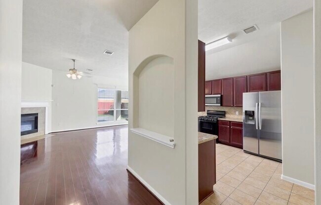 Building Photo - 19454 Plantation Cove Ln